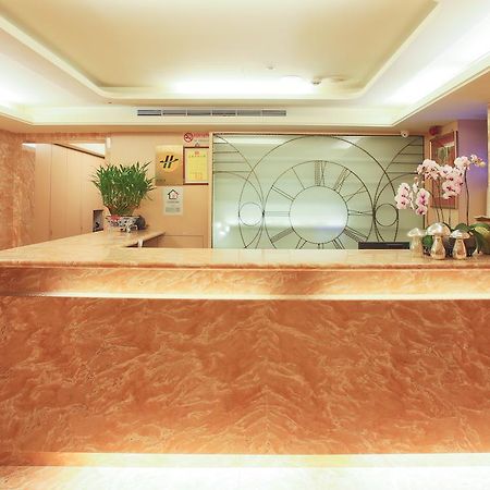 Happy Hotel Taipei Exterior foto